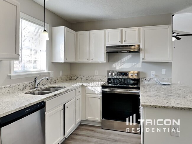 Foto del edificio - 1331 Sasswood Ln