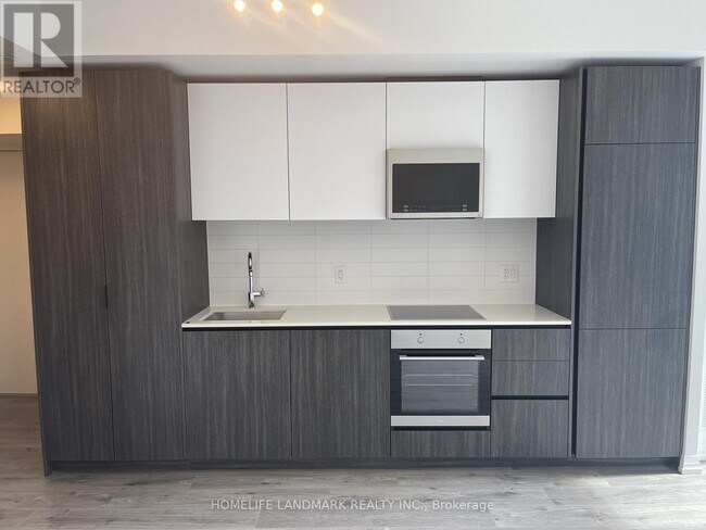 Photo du bâtiment - 8 Widmer St