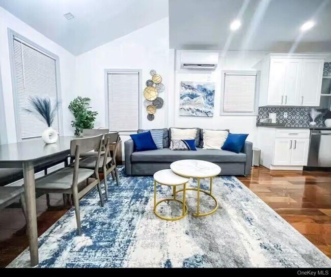 Foto del edificio - 188-25 Keeseville Ave