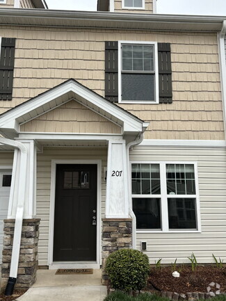 Building Photo - 207 Stoney Pt Wy