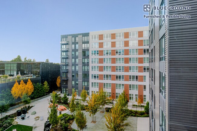 Foto del edificio - 19888 40th Ave W