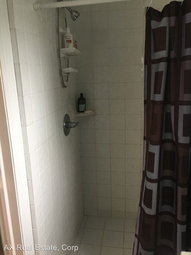 Foto del edificio - 20 Prospect St W