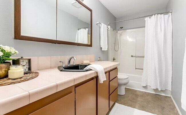 Foto del edificio - 3108 Bill McDonald Pky