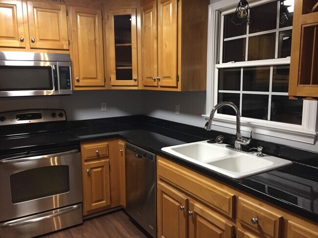 Building Photo - 4164 Baxter Ridge Dr
