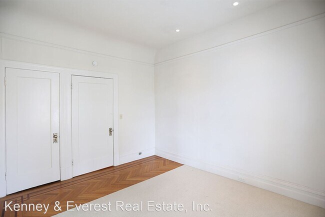 Foto del edificio - 3 br, 1.5 bath House - 304 Walnut Street #3