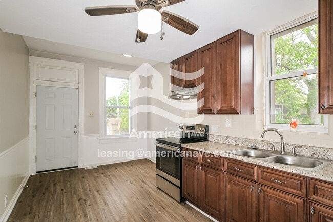 Building Photo - 3412 Taft Ave