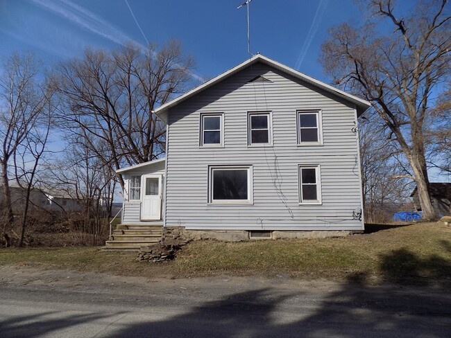 Building Photo - 5937 Fausold Rd
