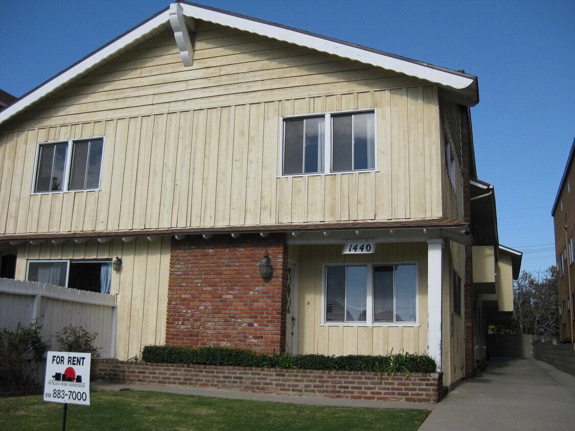 Primary Photo - 1440 Centinela Ave