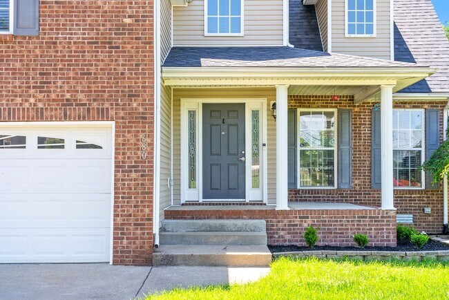 Foto del edificio - 680 Foxfield Dr