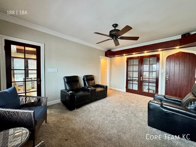 Foto del edificio - 702 W 48th St