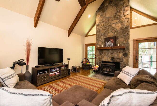 Foto del edificio - 120 Summer Haven Rd