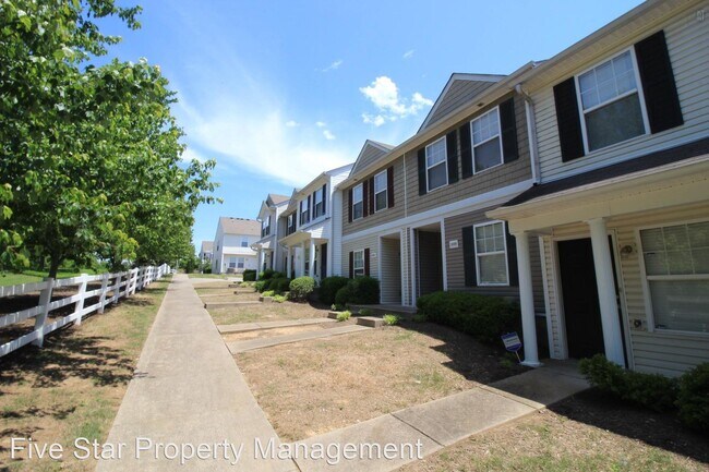 Building Photo - 2 br, 2.5 bath House - 1008 Halifax Lane