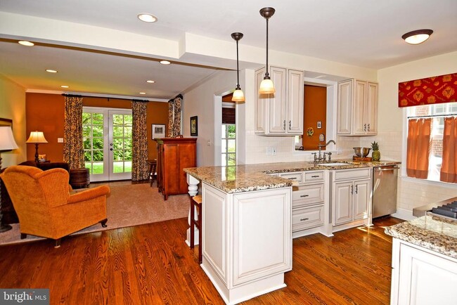 Building Photo - 4729 16th Rd N