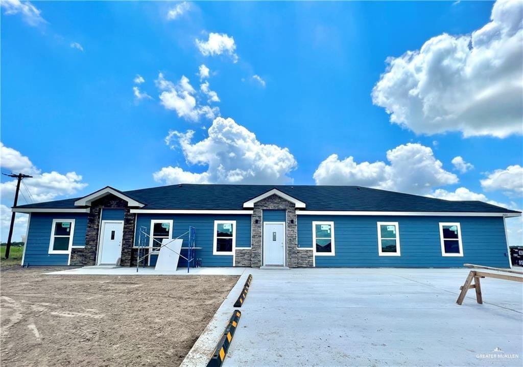 2001 S Vly Cir, La Feria, TX 78559 Townhome Rentals in La Feria TX