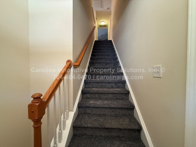 Foto del edificio - 6524 Quarterbridge Ln