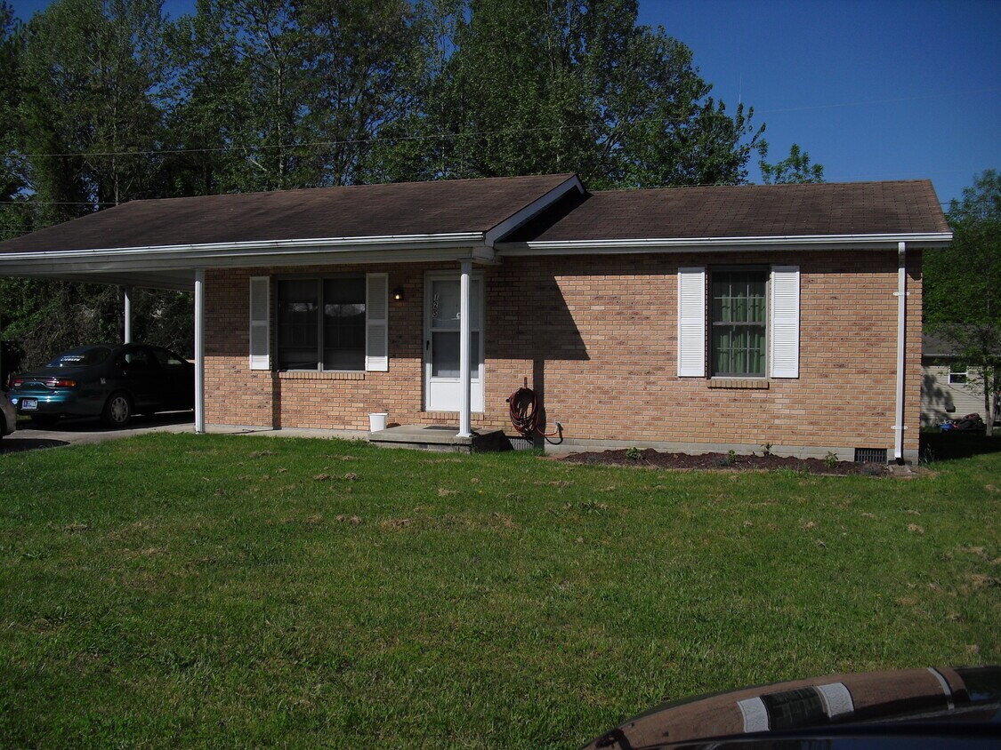 Primary Photo - 125 Fyrl St