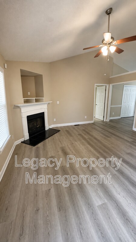 Foto del edificio - 4509 Wolftrap Rd