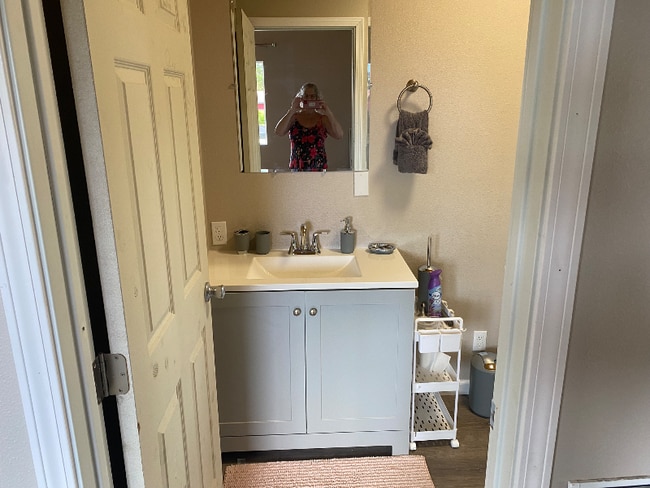 Building Photo - 11-1812-1812 Ahiukau St