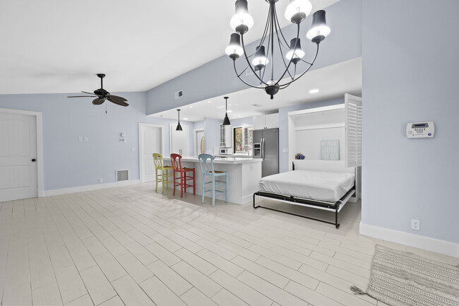 Building Photo - 3937 Arelia Dr N