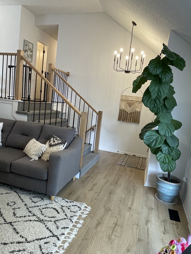 Gran sala frontal (2) - 8625 NE 112th St