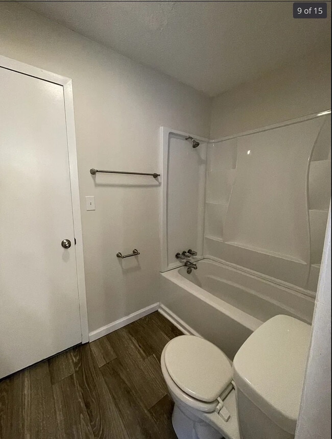 Foto del edificio - 9144 Cedarpark Ln NW
