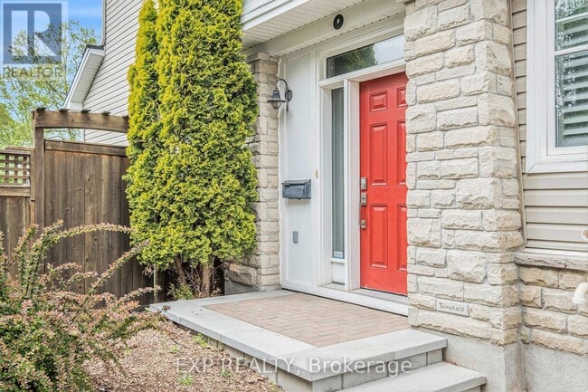 Building Photo - 129 Abetti Ridge