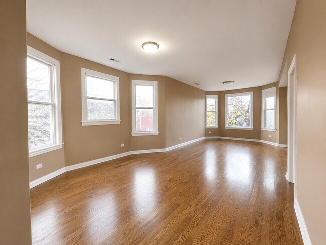 Foto del edificio - 1807 N Lawndale Ave