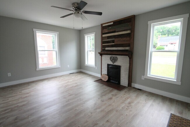 Foto del edificio - Exclusively offered by MUSE REALTY, LLC