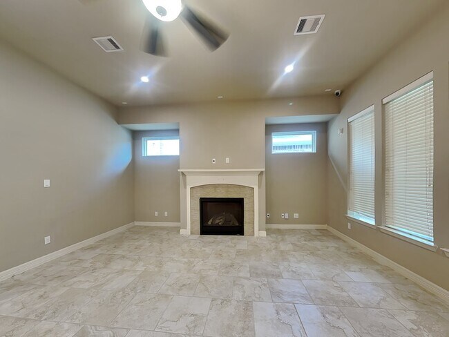 Foto del edificio - 3914 Morning Creek Ct