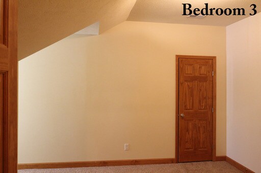 Building Photo - 10180 Clearwing Ln