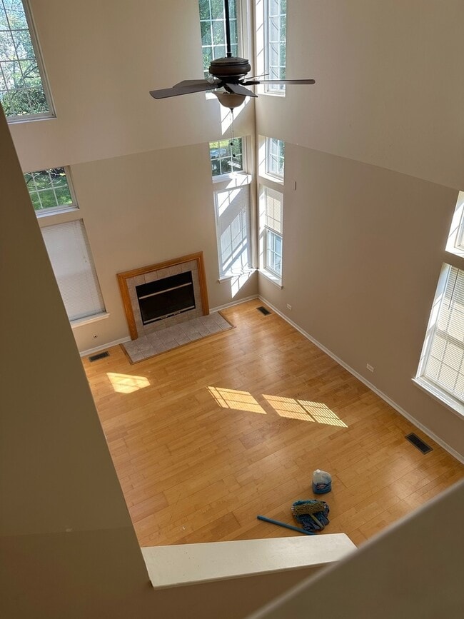 Foto del edificio - 2737 Borkshire Ln