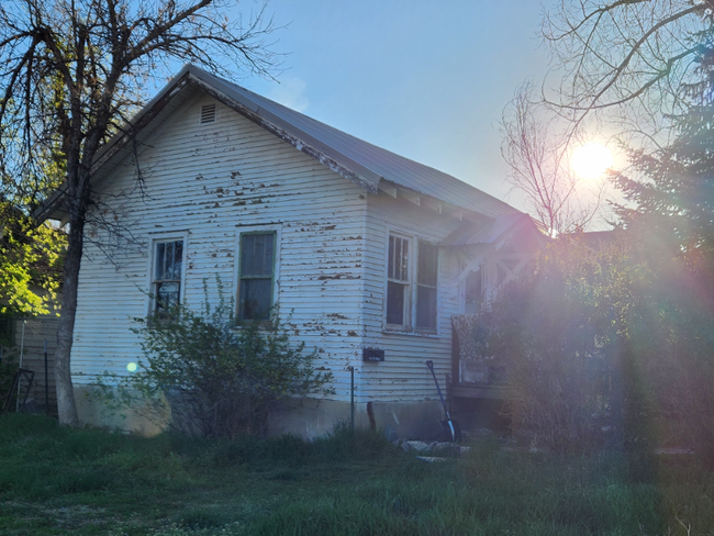 Building Photo - 701 11th St