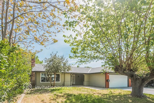 Foto del edificio - 3116 Bridgeford Dr