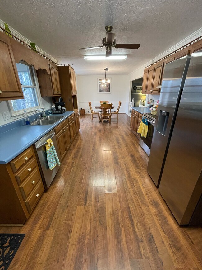 Foto del edificio - 1011 Serenity Cir