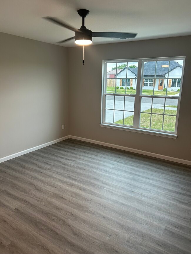 Building Photo - 1110 Brook Ct