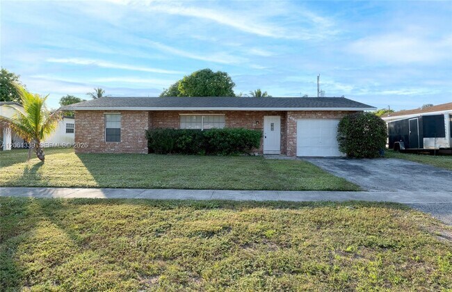 Foto del edificio - 2641 NW 44th Ave