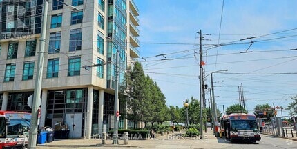 Building Photo - 410-1410 Queens Quay W