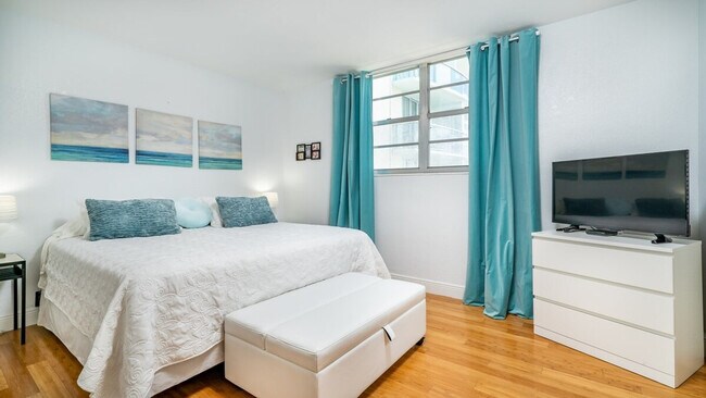 Foto del edificio - 3801S S Ocean Dr