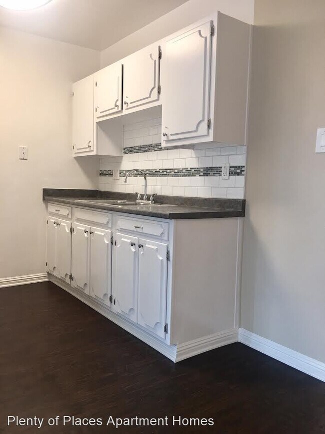 Foto del edificio - 1835 E 4th St