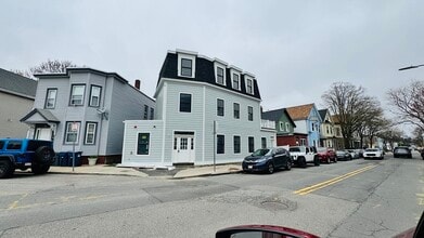 Building Photo - 804-806 Saratoga St