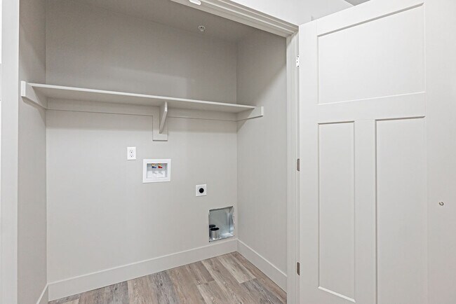 Foto del edificio - 6227 N Silver Fox Rd