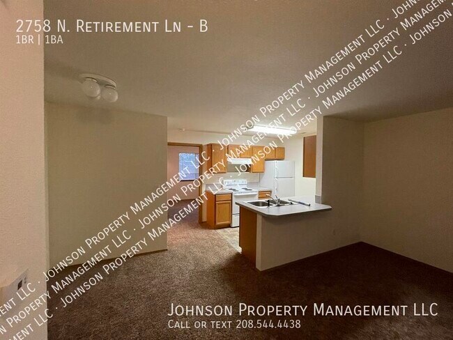 Foto del edificio - 2758 N Retirement Ln