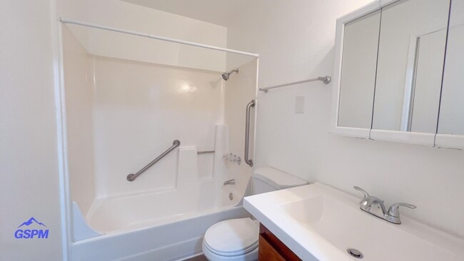 Interior Photo - Summerfield Villas