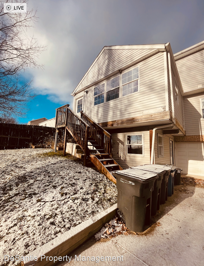 Building Photo - 4 br, 3.5 bath House - 1218 Crescent Blvd ...