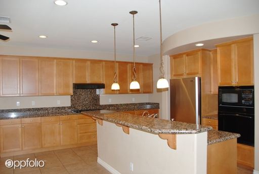 Building Photo - 387 Paseo Vista Cir