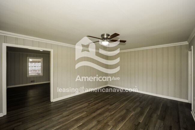 Foto del edificio - 121 N Page St