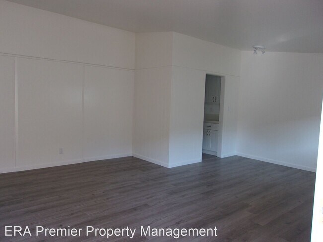 Building Photo - 5 br, 3 bath House - 204 No N Street