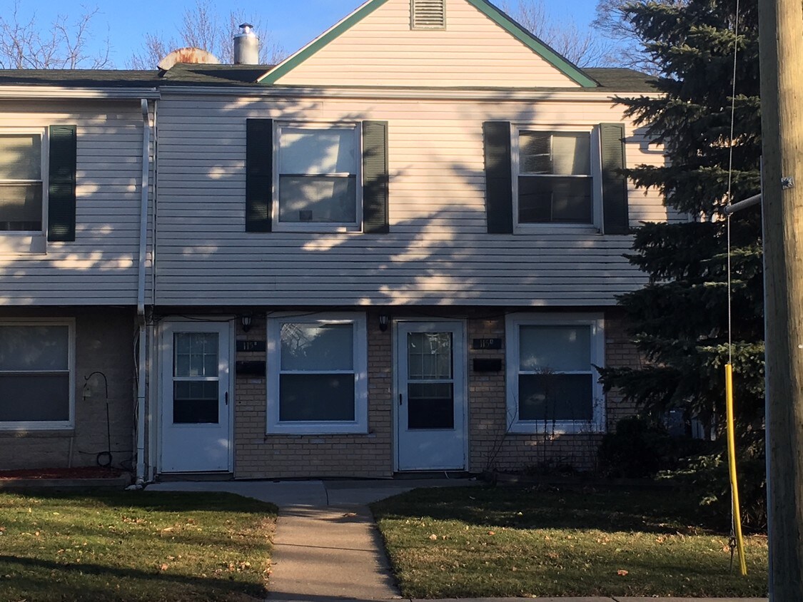 Primary Photo - 115 Floral Ave