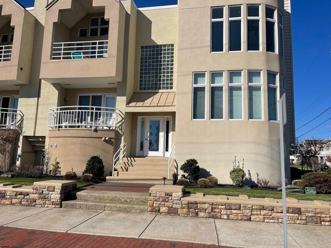 9101 Atlantic Ave Unit 101, Margate City, NJ 08402 Condo for Rent in