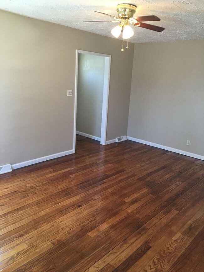 Foto del edificio - Updated 3 bedroom Single Family Home For Rent!